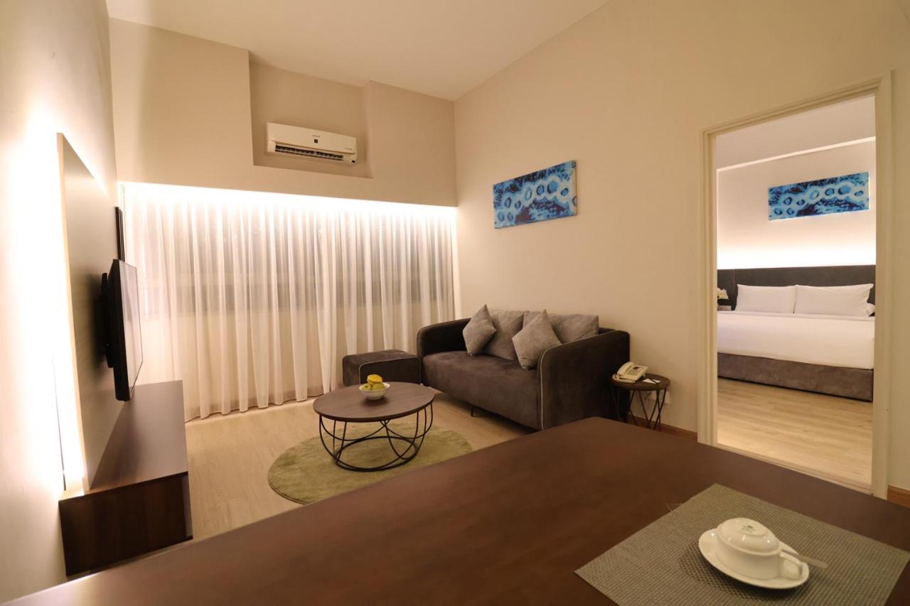 Crown Regency Serviced Suites Kuala Lumpur Extérieur photo